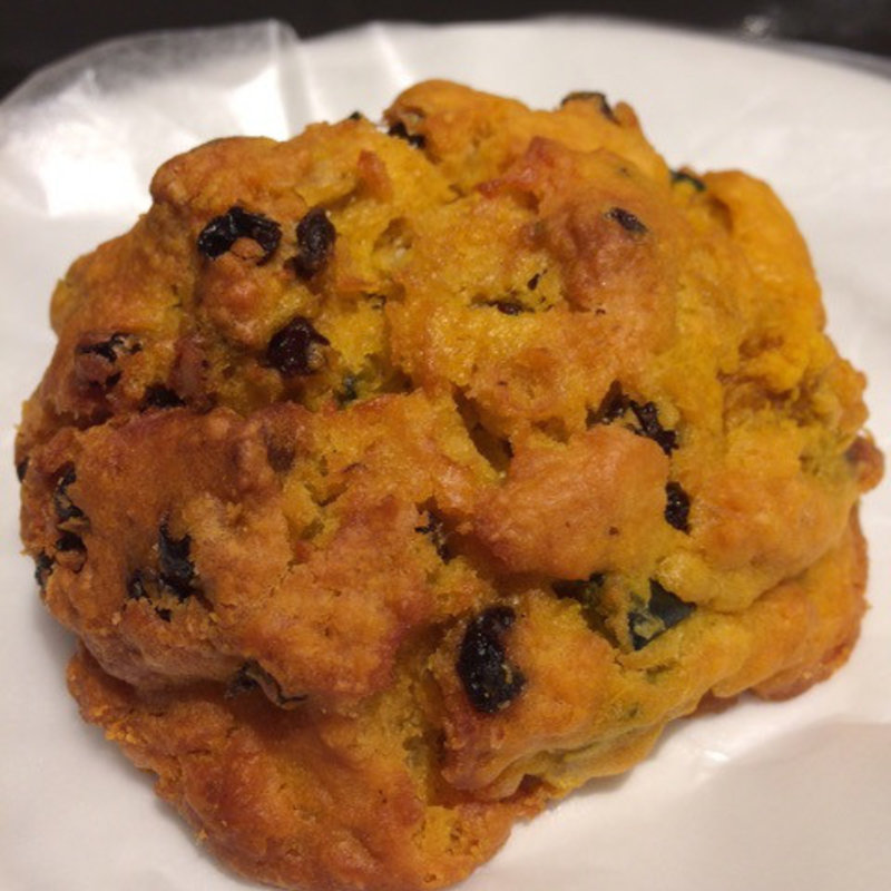 ハニーパンプキンスコーン(DEAN & DELUCA カフェ Echika表参道)