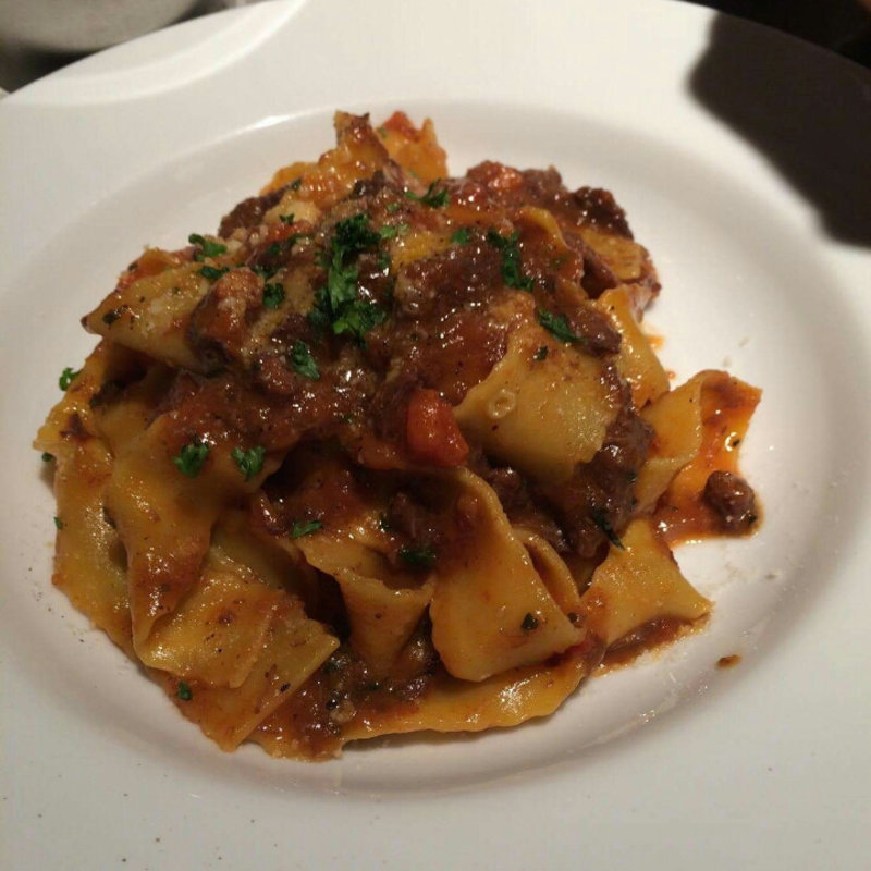 ボロネーゼ 生タリアテッレ(Diavolo e Bambina)