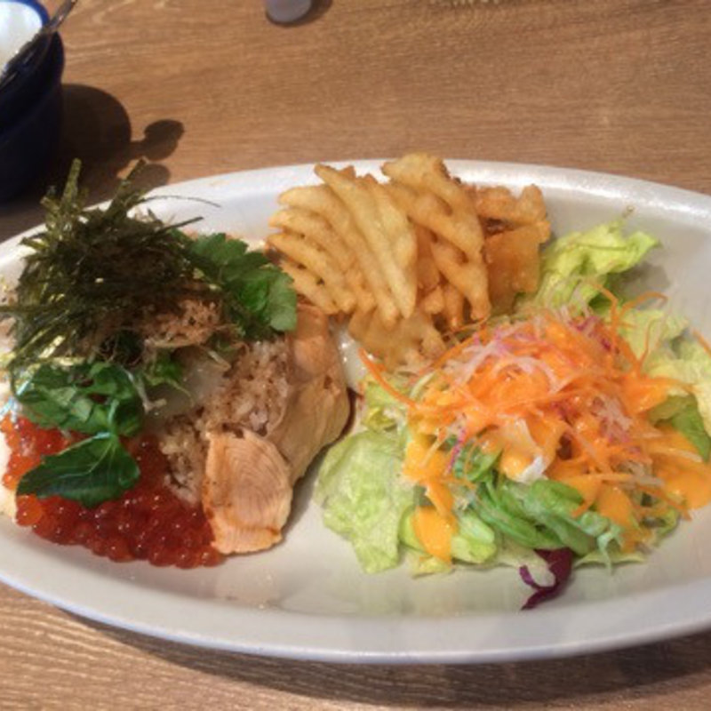 サーモンいくら丼(Dexee Diner & Café 三井アウトレットパーク木更津)