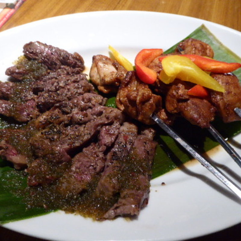 ビーフステーキ＆ジャークチキンBBQ(ティキティキ 横浜店 （TIKI TIKI）)
