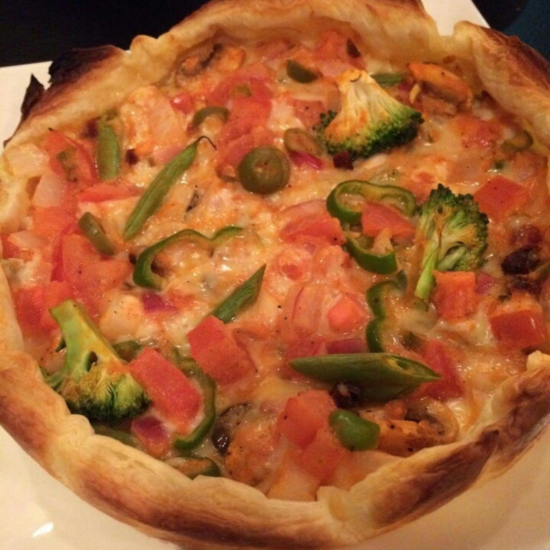 野菜のピザ(ディグビアバール （dig beer baR）)