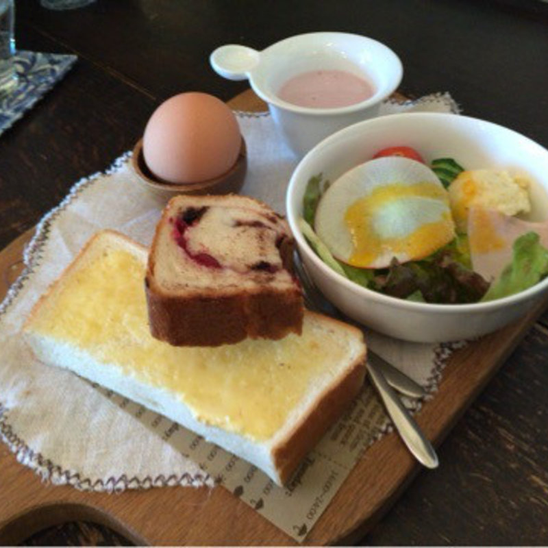 バタートースト(ディチョット （Diciotto.18）)