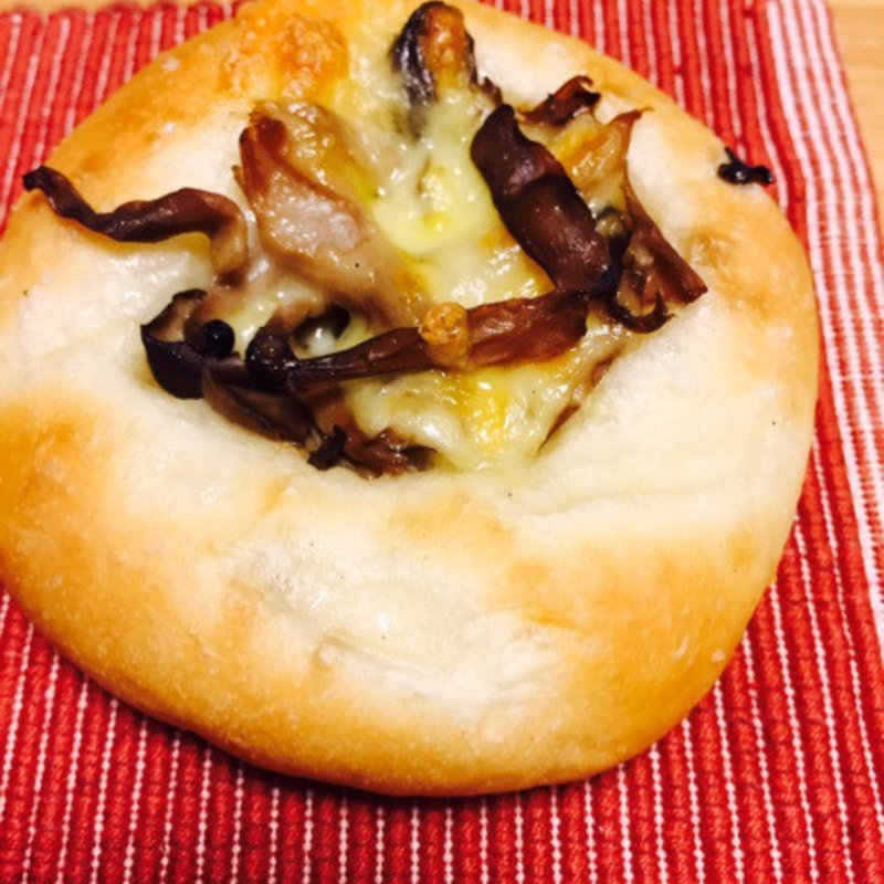 塩パンきのこ(ドゥマン )