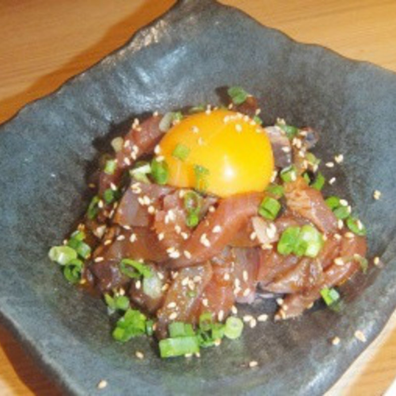 炙り鰹のユッケ(ととどり （～魚鶏～）)