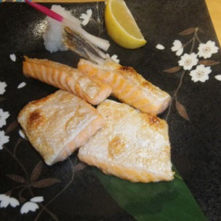 鮭ハラスの塩焼き(ととどり （～魚鶏～）)