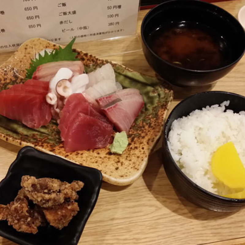 おつくり定食(ととや （（魚問屋））)