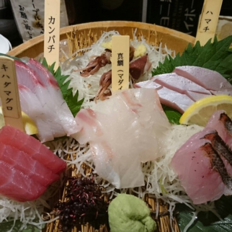 お刺身計六種盛り合わせ(とびっきり旨い酒と魚 東新漁港)