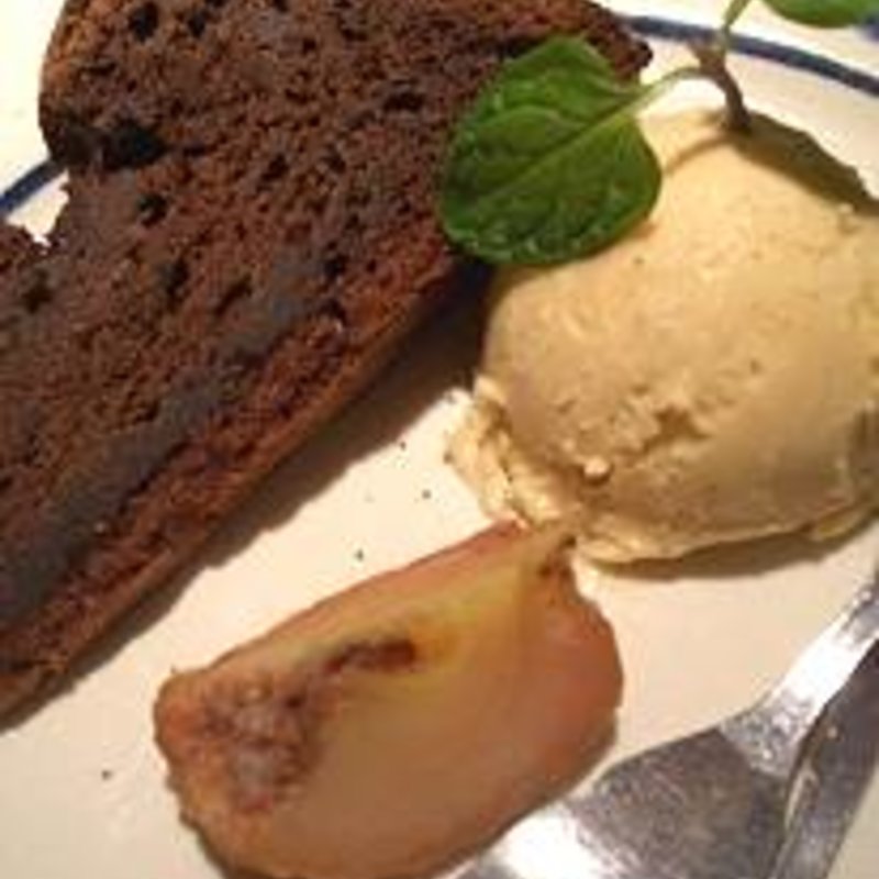 ガトーショコラとシナモンのアイス(パスタパスタ)