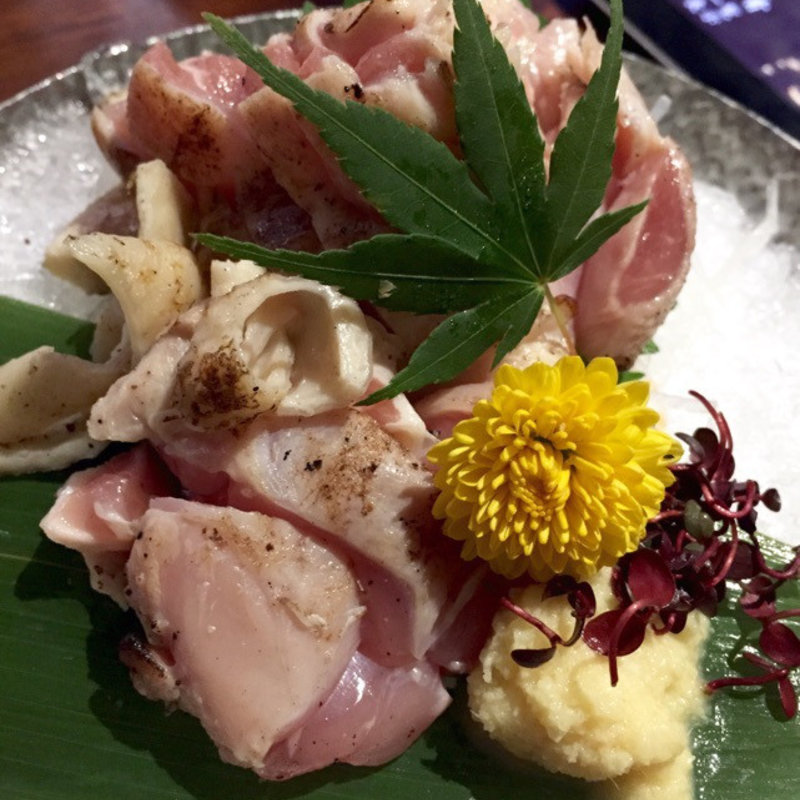 鳥のタタキ(さつま極鶏専門店 だいまおう)