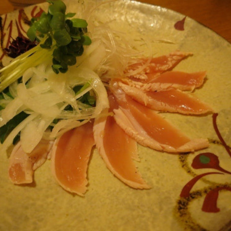 久米島赤鶏のたたき(とりひろ 松山店(美栄橋))