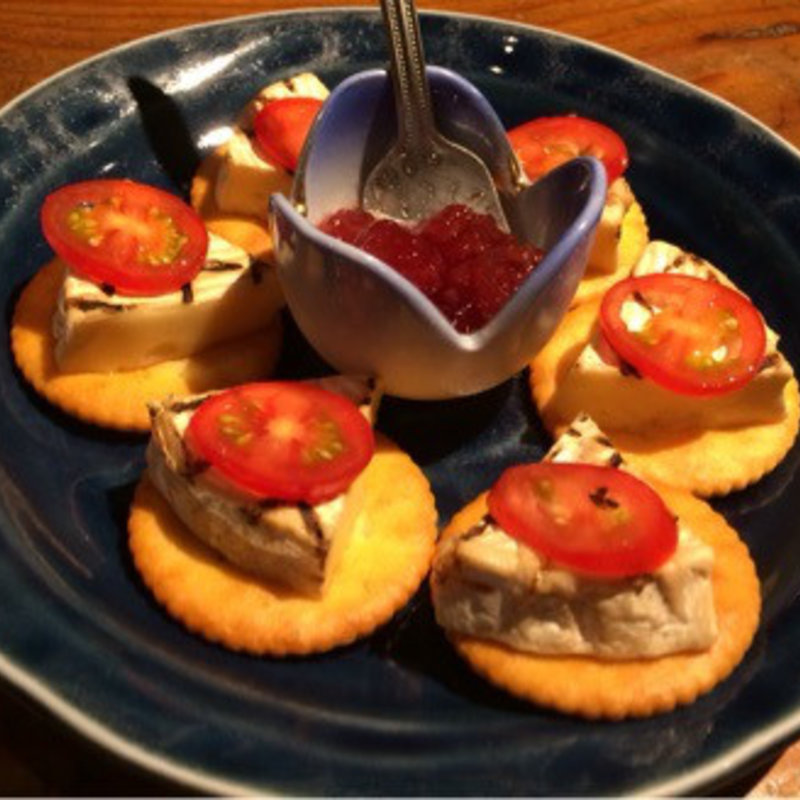 カマンベールチーズの網焼き(とりや 雲吉)