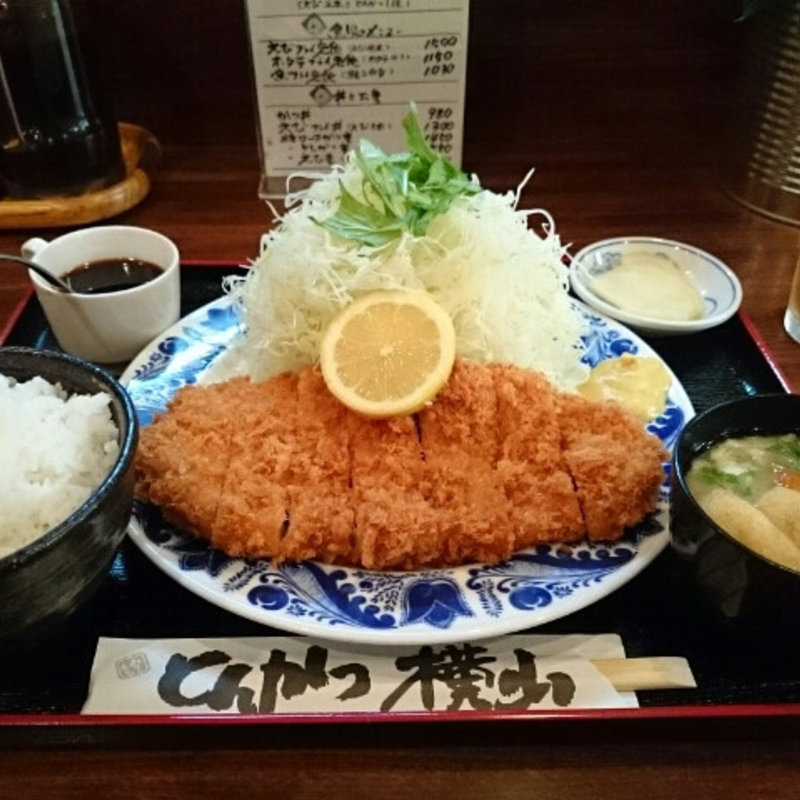 特選ロースカツ定食(とんかつ横山円山店)