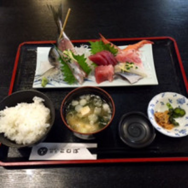 刺身定食(とんかつ割烹 こしば)
