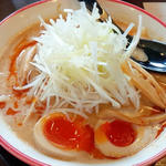 ピリ辛ごま味噌ラーメン