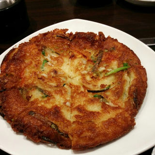 海鮮チヂミ(とん豚テジ 本郷店)