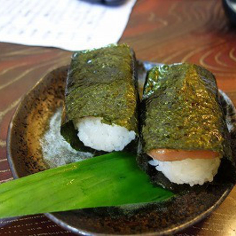 スパムおにぎり(味処なか川)