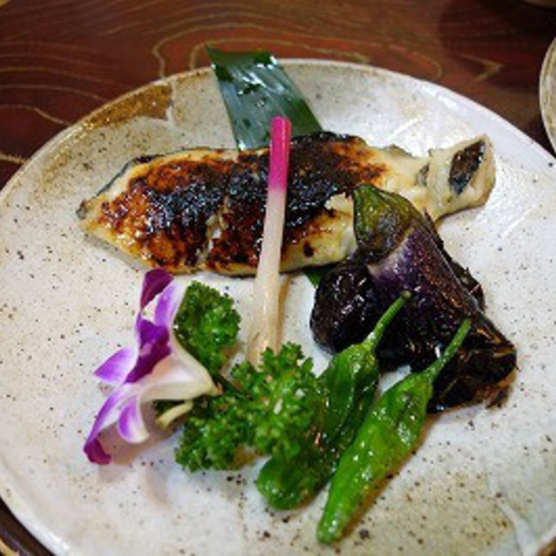 銀だらの西京漬けセット(味処なか川)