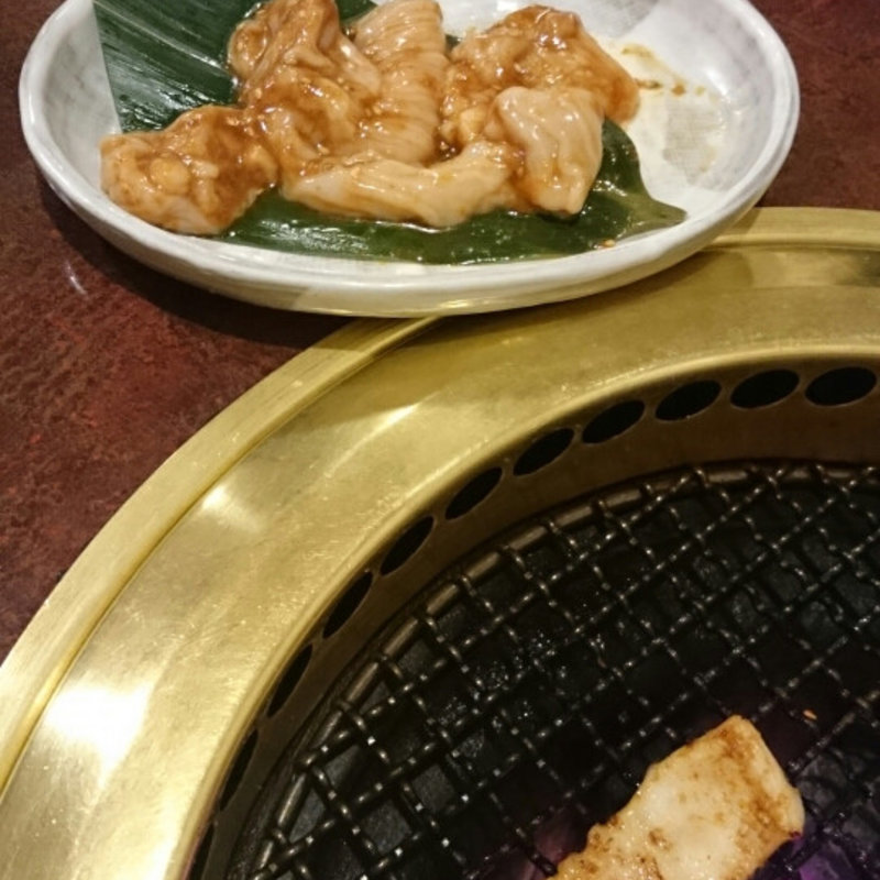 上ホルモン(焼肉 なか松)