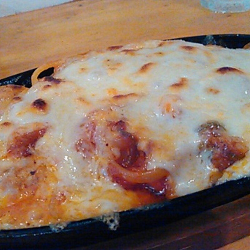 元祖とろーり焼きナポリタン(にじ)