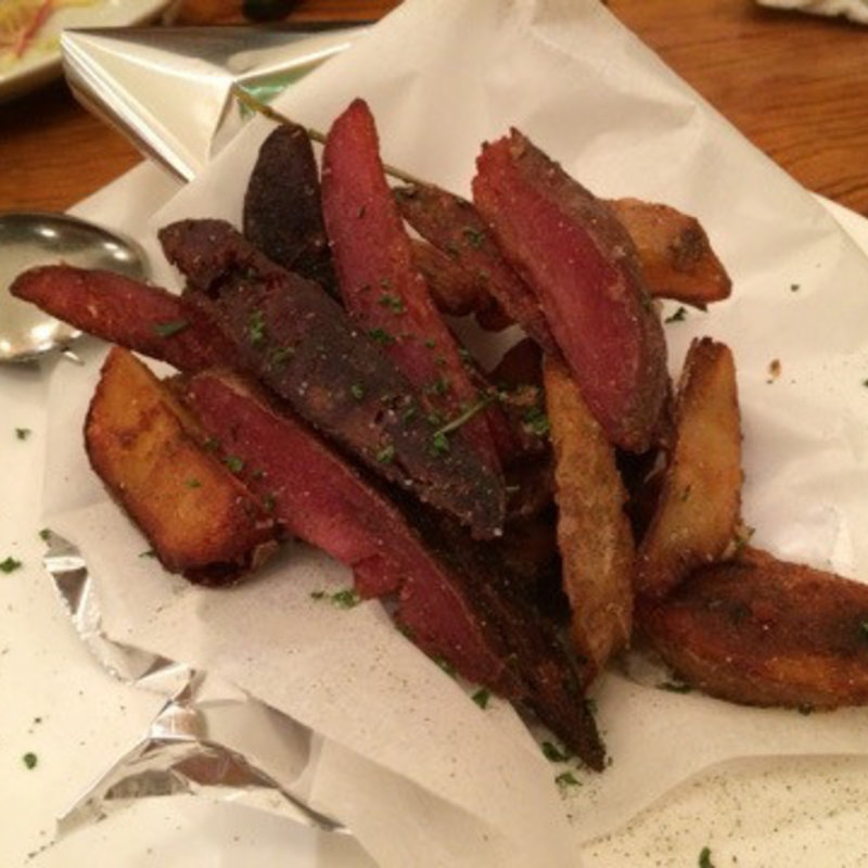 3種類の芋を使ったフライドポテト(ナッツリゾートデュオ)