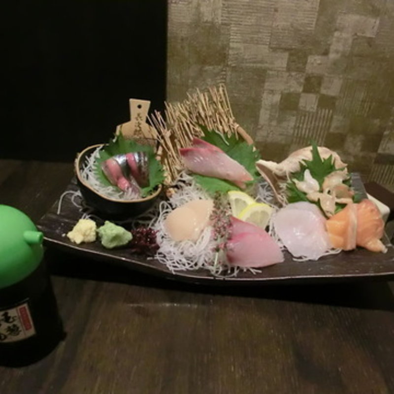 お刺身のいいとこ盛り2人前(ななしぐれ別邸)