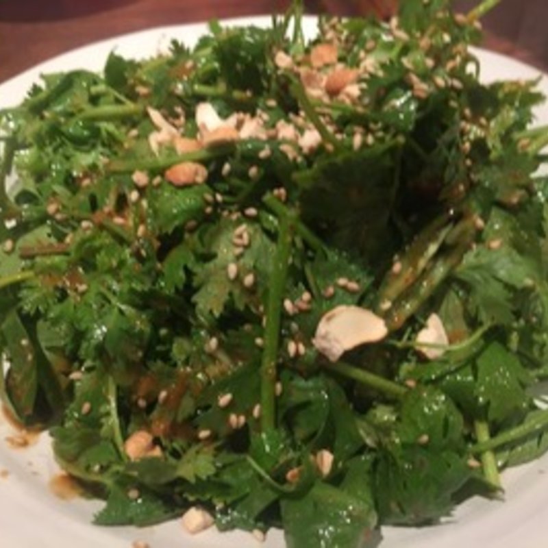 パクチーサラダ(ナポレオン フィッシュ （Napoleon Fish）)