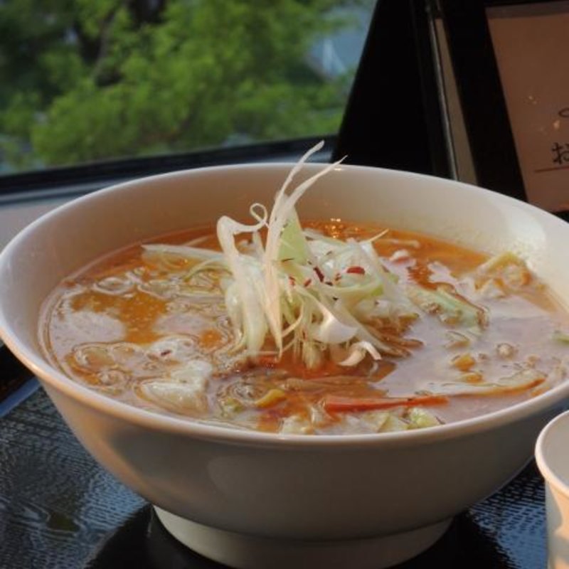 味噌ラーメン(にとりのけやき赤れんがテラス店)