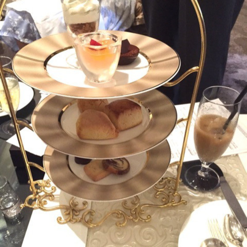 三段のアフタヌーンティーセット(ラ・プロヴァンス （La Provence）)