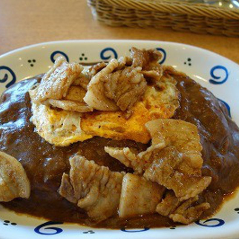 スタミナカレー目玉焼き(バーグ 浅田店)