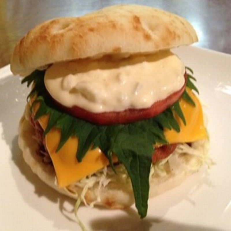 ねやバーガー(クラブクロノス)