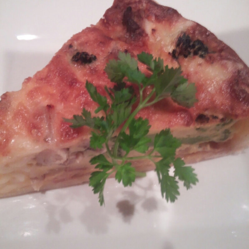 鶏とブロッコリーのキィシュ(Beer Cafe Barley)