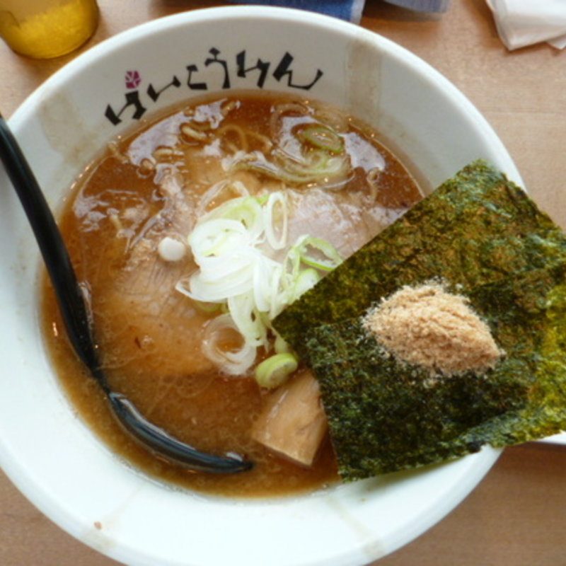 鮭節ラーメン(醤油)(ばいこうけん )