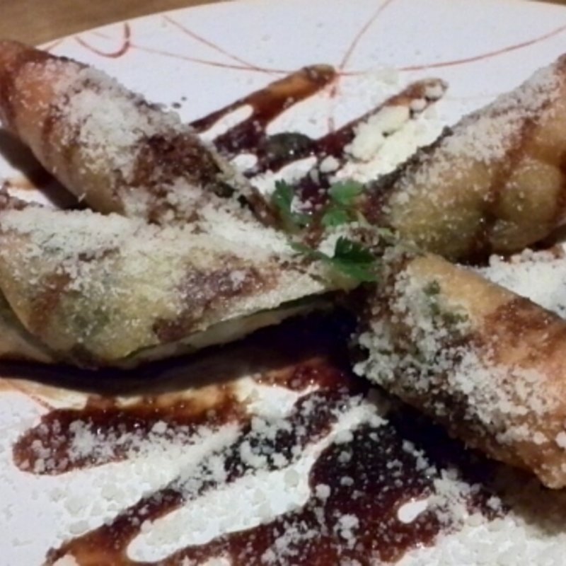 チーズとあなごの春巻(あなご・燗酒 はかりめ)