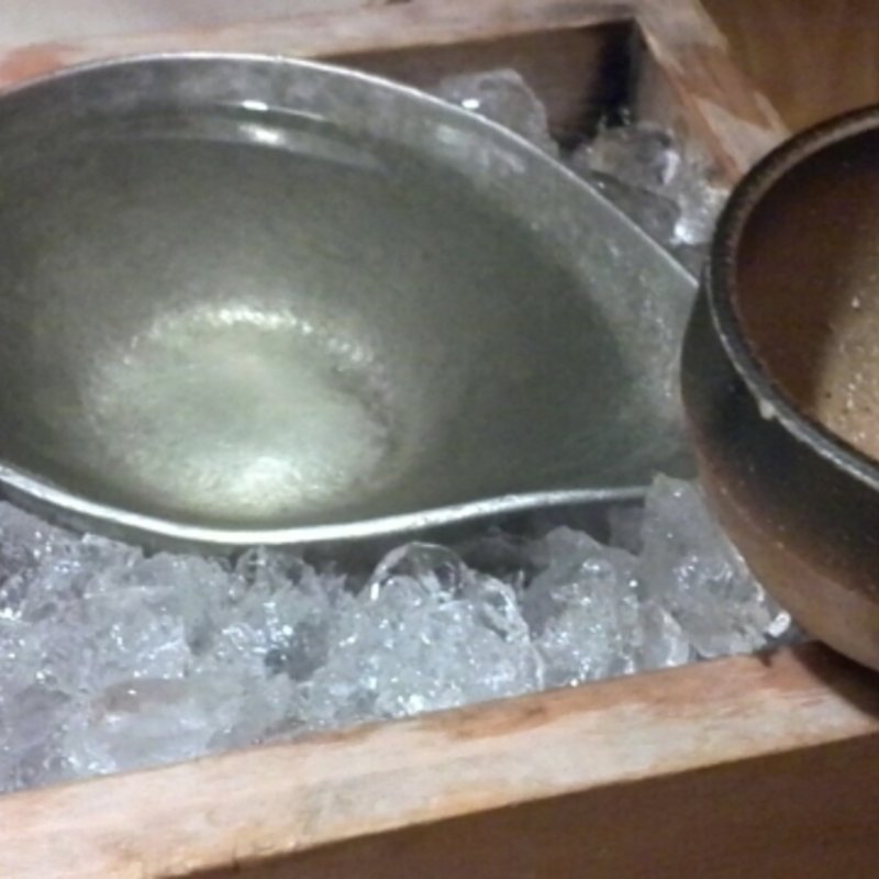 日本酒(あなご・燗酒 はかりめ)