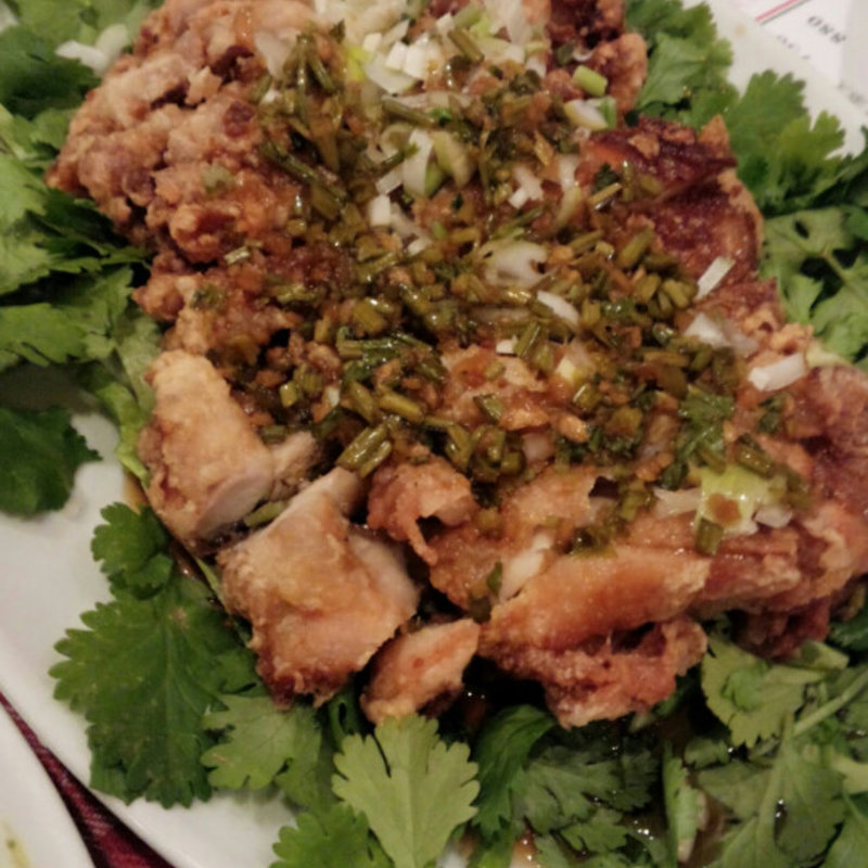 カリカリチキン(パクチージョーズ (PHAKCHI JO'S))