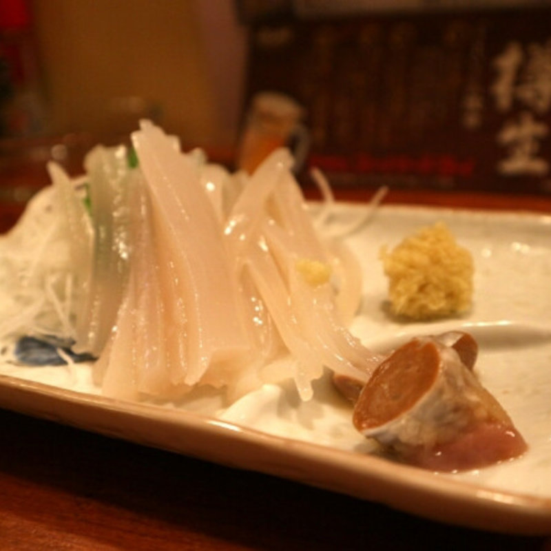 イカの刺し身(居酒屋 はこはち漁港)