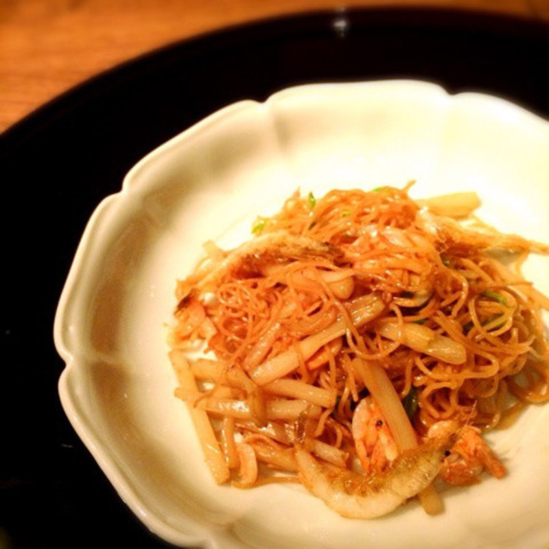 桜エビの極細香港風焼きそば(青山はしづめ)