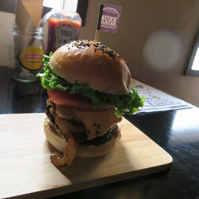 ダブチー(創作うまいもんや ばず)