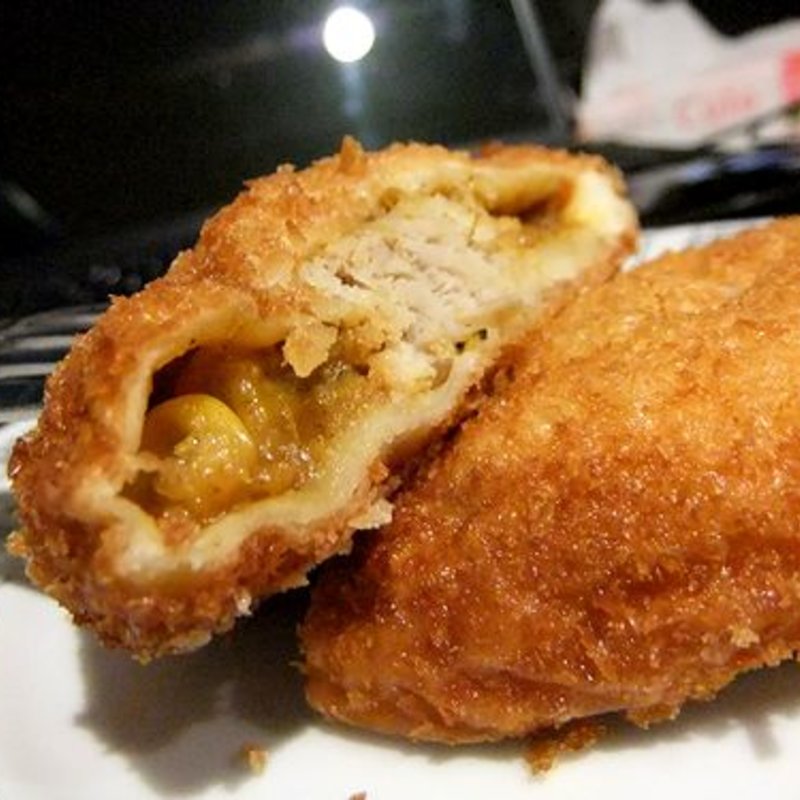 カツカレーパン(パスタ エ ピッツァクリスティーズ )