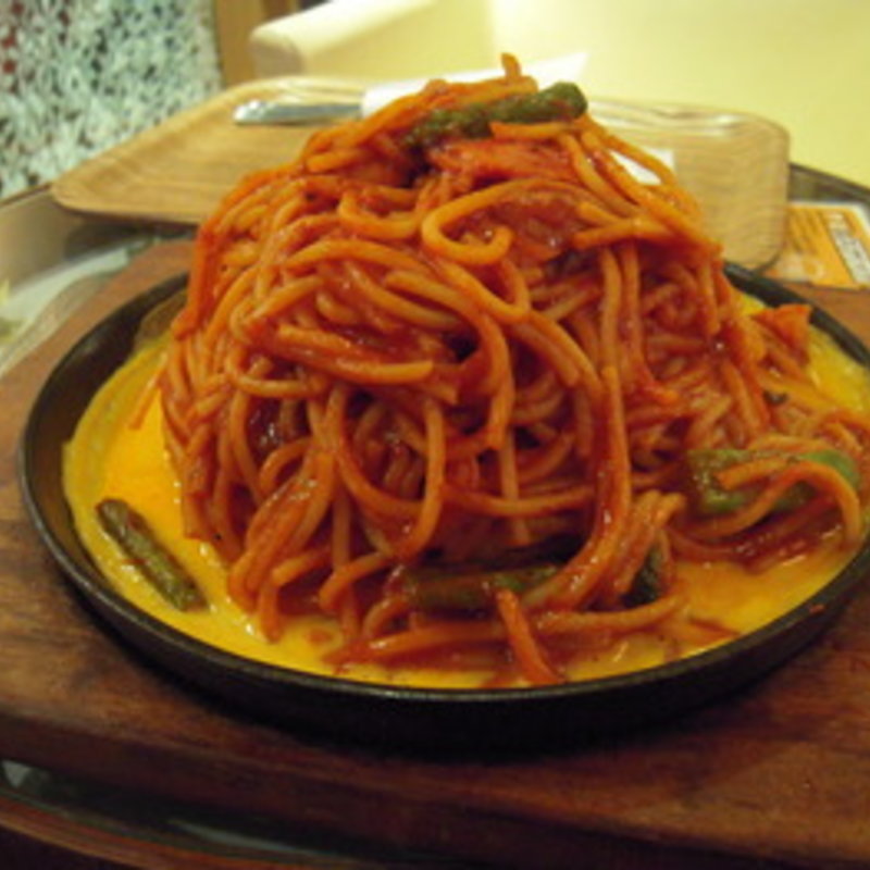 セレブ(はちの巣カフェ 西区店 （はちの巣cafe.）)