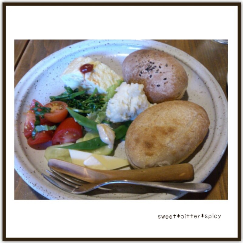 パンプレートとコーヒーセット(自家焙煎珈琲店はち)