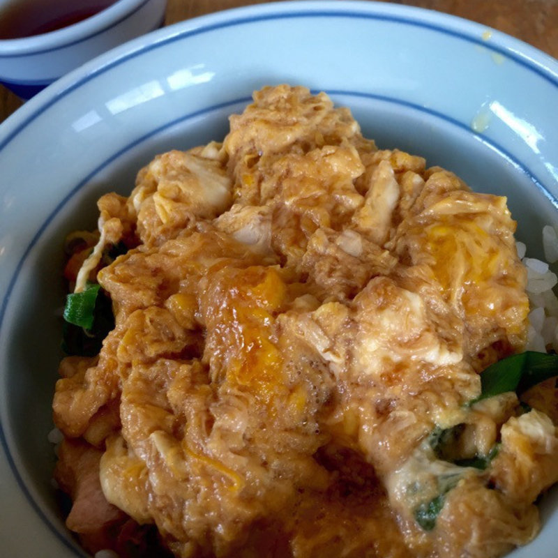 親子丼(はちよう )