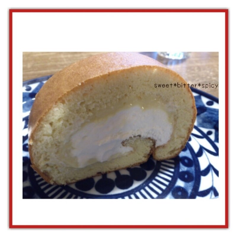 ロールケーキ(自家焙煎珈琲店はち)