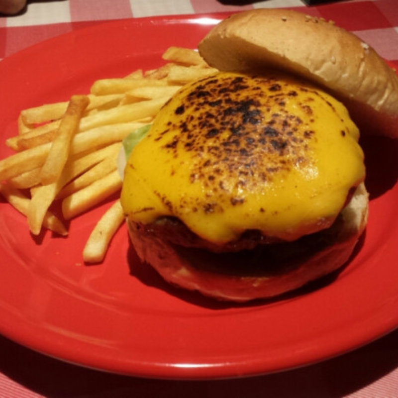 チーズバーガー(バッカーズテーブル)