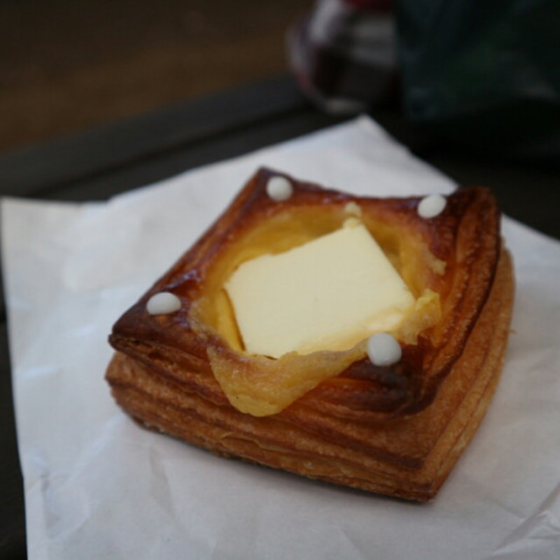 チーズのパン(バックシュトゥーベ ツオップ （Backstube Zopf）)