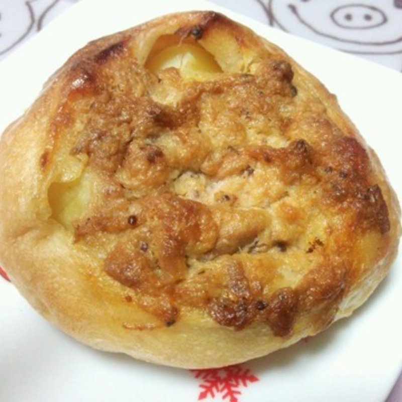 ツナポテト(バックシュトゥーベ ツオップ （Backstube Zopf）)