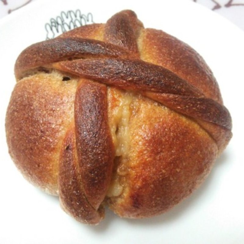 フェルセカスタニエ(バックシュトゥーベ ツオップ （Backstube Zopf）)