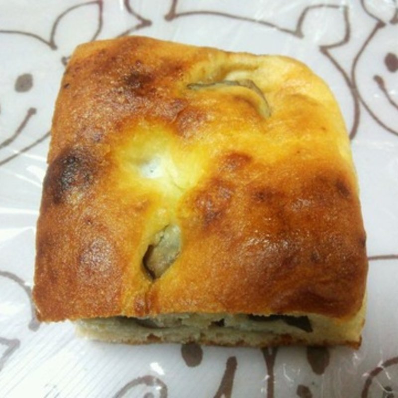 十勝マッシュアヒージョのフォカッチャ(バックシュトゥーベ ツオップ （Backstube Zopf）)