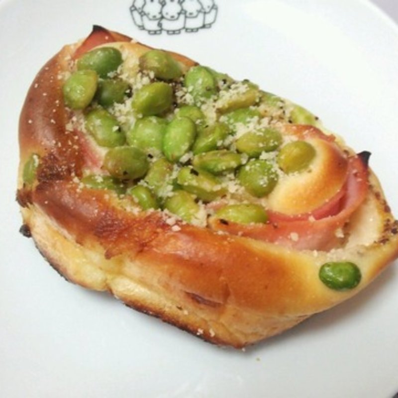 枝豆ロール(バックシュトゥーベ ツオップ （Backstube Zopf）)