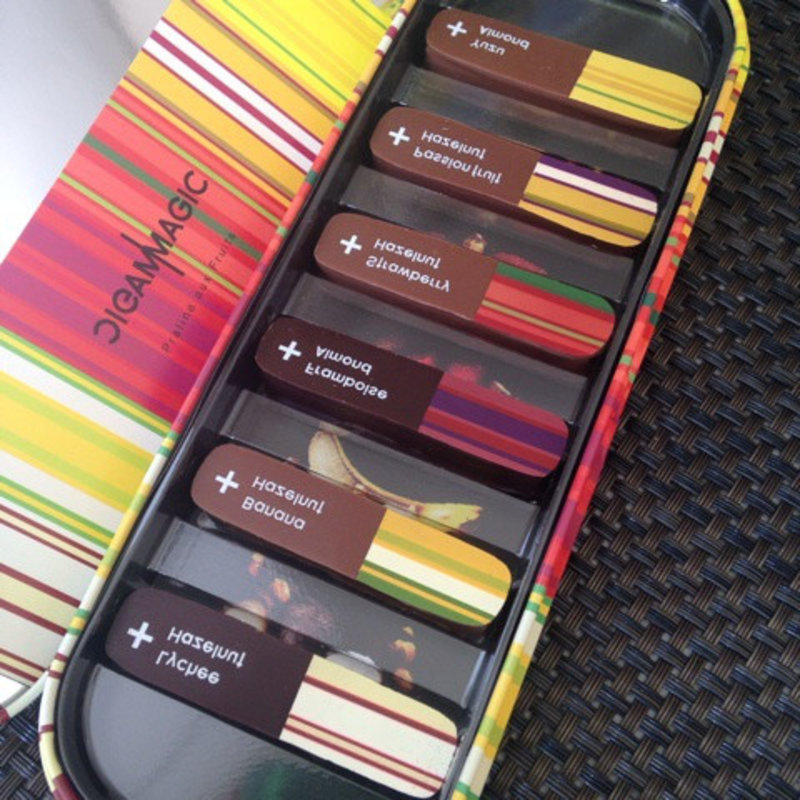 ショコラ MAGIC (パティシエ エス コヤマ)